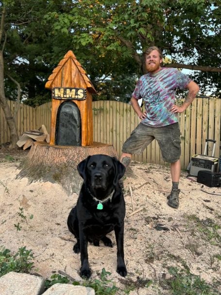 Doghouse stump carving